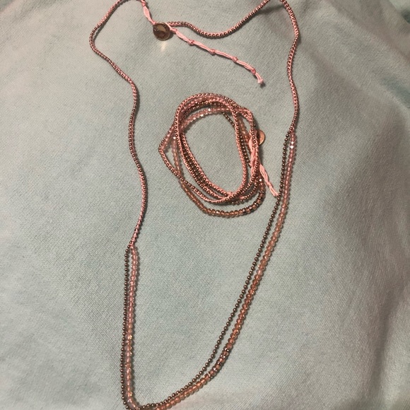 Set of two pink wrap bracelets/necklaces 💗 - Picture 2 of 4